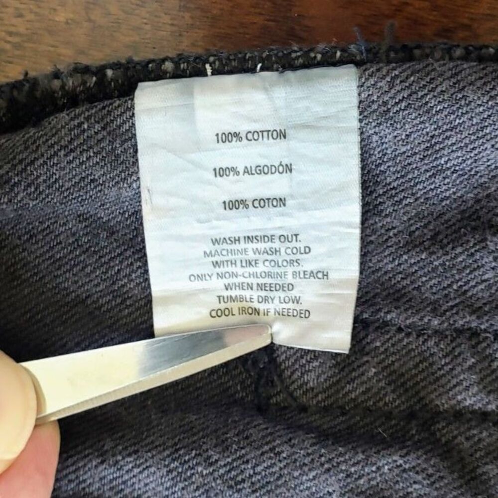 O'Neill Black Denim Frayed Hem Skirt Size 7 Classic 5-Pocket 100% Cotton - Picture 8 of 8